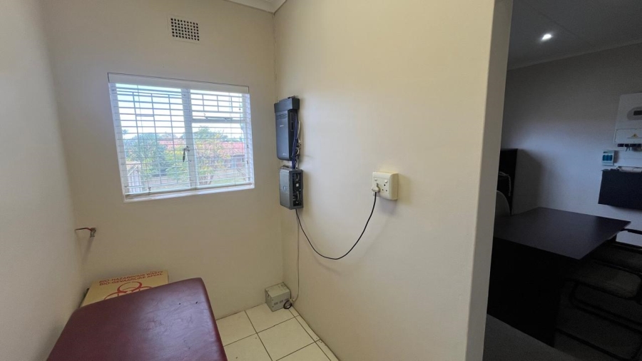  Bedroom Property for Sale in Jeffreys Bay Central Eastern Cape